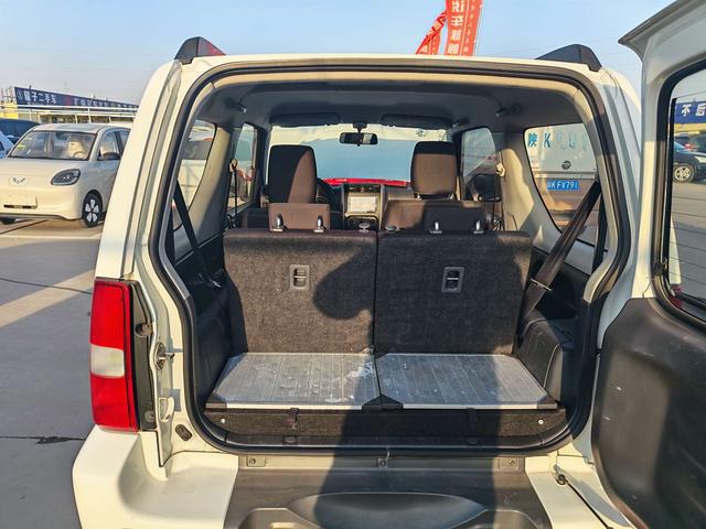 Jimny import 2016 модификация 1.3L автоматическое 4WD 4 seat параллельный импорт Imported – фото 8