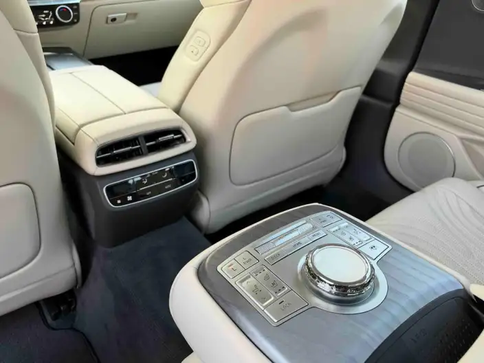Genesis G80 2023 Model 2.5T 4WD Ultimate Edition – фото 8