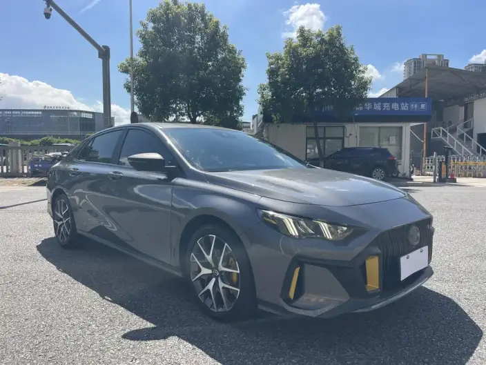 Emzoom 2021 Model 270T J16 Edition