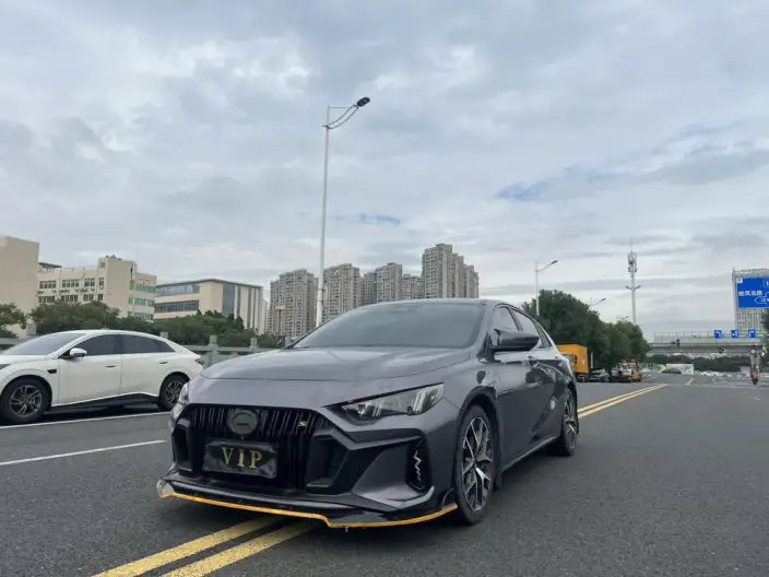 Emzoom 2021 Model 270T J16 Edition