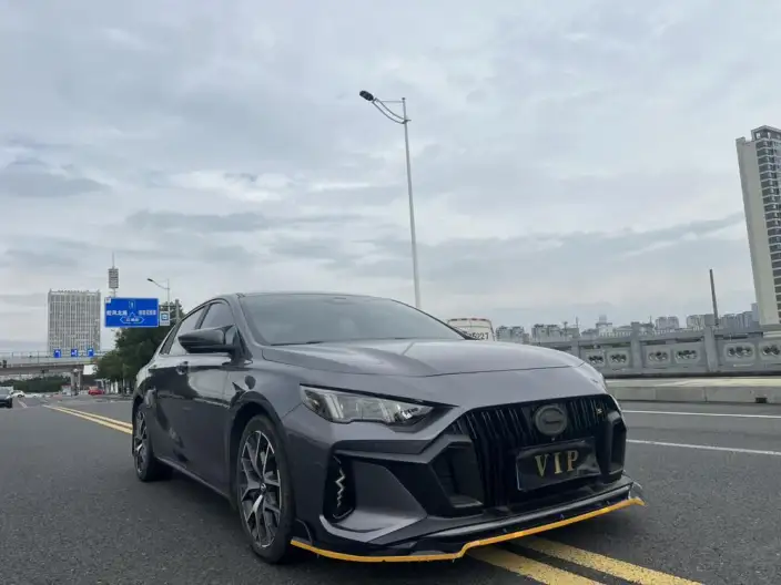 Emzoom 2021 Model 270T J16 Edition