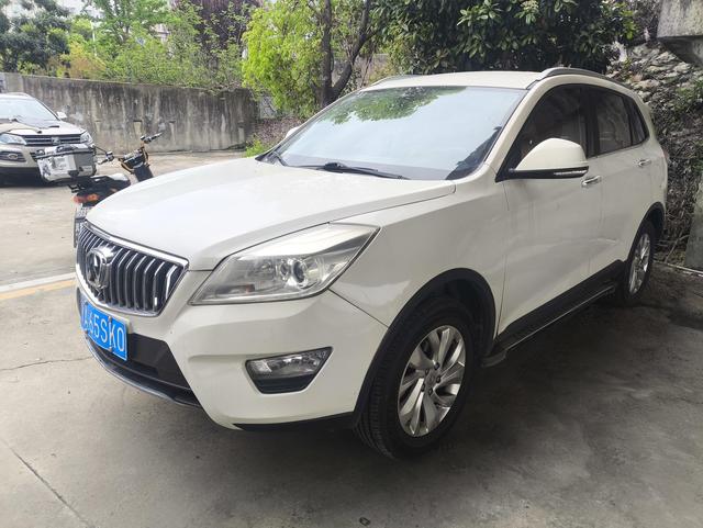 BAIC Weiwang S50 2016 модификация 1.5T CVT Joy Elite