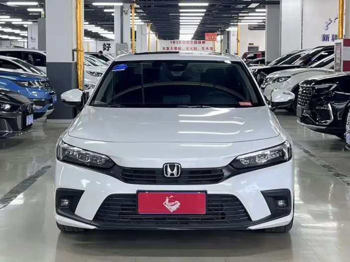 Honda Civic 2023 Model 240TURBO CVT Momentum Edition – фото 2