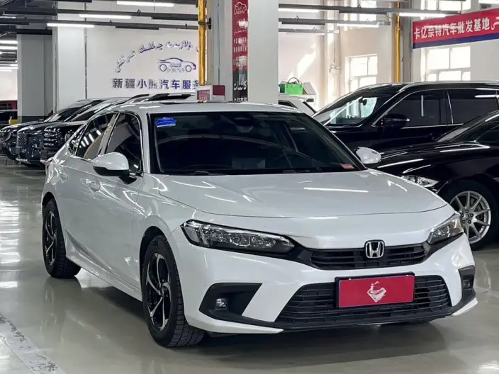 Honda Civic 2023 Model 240TURBO CVT Momentum Edition – фото 3
