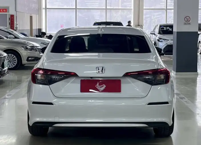 Honda Civic 2023 Model 240TURBO CVT Momentum Edition – фото 5