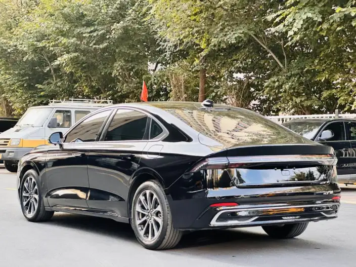 Lincoln Z 2022 Model i Xiang Exclusive Edition – фото 5