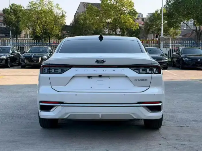 Ford Mondeo 2023 Model EcoBoost 245 Supreme Model – фото 5