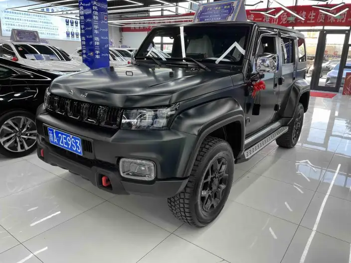 BAIC BJ40 2023 Model 2.0D Automatic 4WD Blade Hero Edition Warrior Model – фото 1