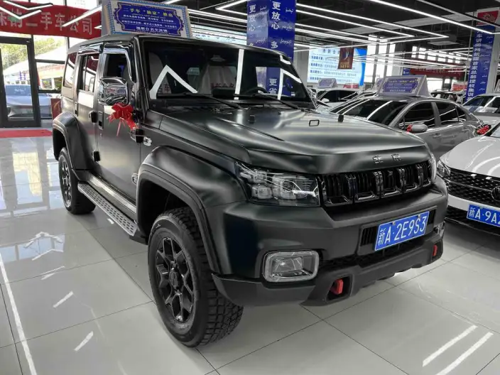 BAIC BJ40 2023 Model 2.0D Automatic 4WD Blade Hero Edition Warrior Model – фото 2