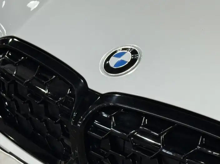 BMW 3 Series 2023 Model 320Li M Sports Set – фото 9