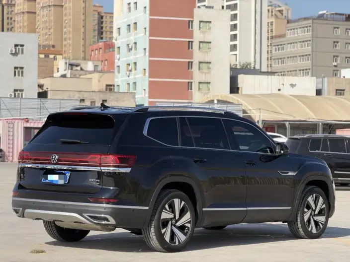 Volkswagen Teramont 2023 Model 530 V6 4WD Respect Deluxe Edition – фото 6