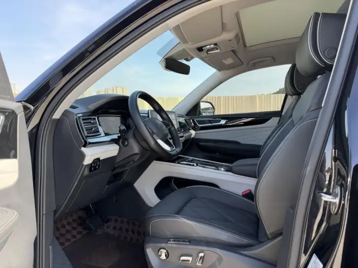 Volkswagen Teramont 2023 Model 530 V6 4WD Respect Deluxe Edition – фото 8