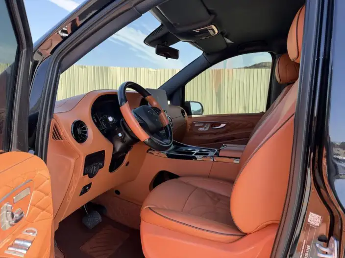 Viano 2023 Model 2.0T Elite Edition 7 seat – фото 8