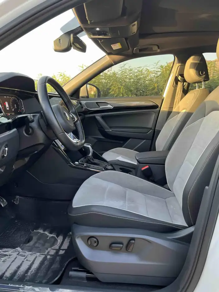 Volkswagen Tayron 2022 Model 330TSI 2WD Luxury Zhilian Edition – фото 8