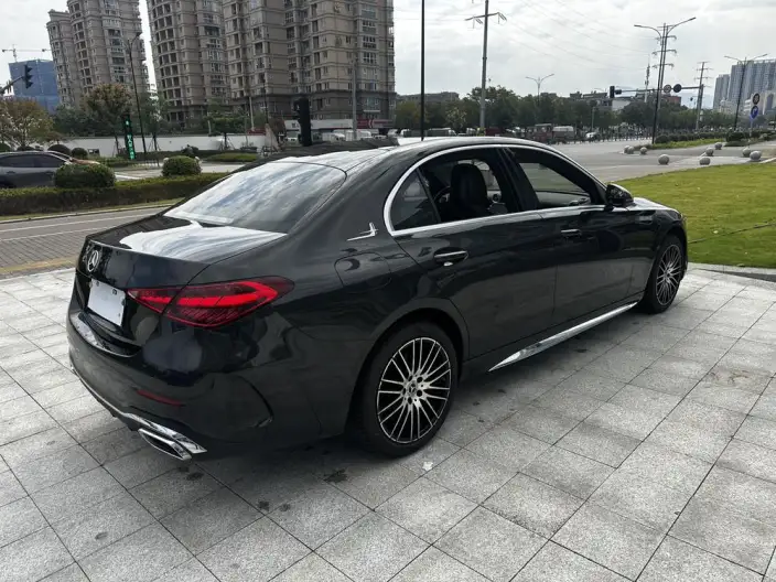 Mercedes-Benz C-Class 2023 Model C 260 L – фото 7