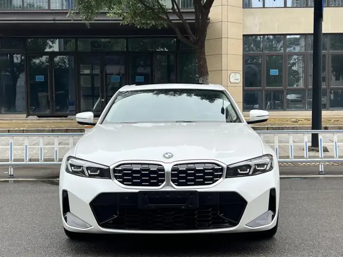 BMW 3 Series 2023 Model 325Li M Sports Set – фото 2