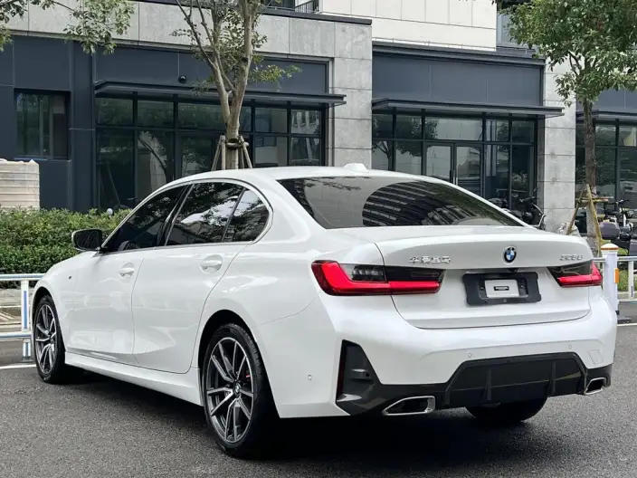 BMW 3 Series 2023 Model 325Li M Sports Set – фото 5