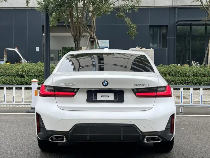 BMW 3 Series 2023 Model 325Li M Sports Set – фото 6