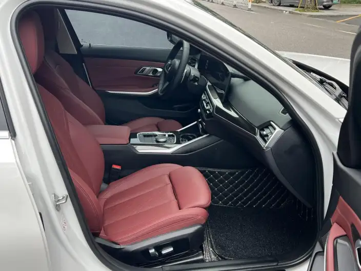 BMW 3 Series 2023 Model 325Li M Sports Set – фото 8