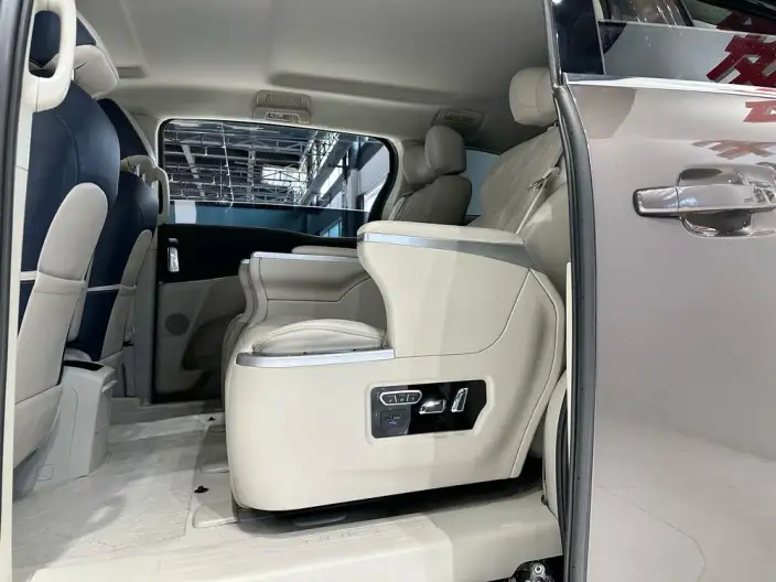 Buick GL8 2021 Model Business class 652T Comfort Model – фото 7