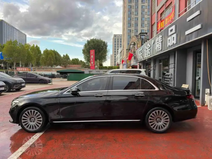 Mercedes-Benz E-Class 2023 Model Facelift E 260 L sedan – фото 3