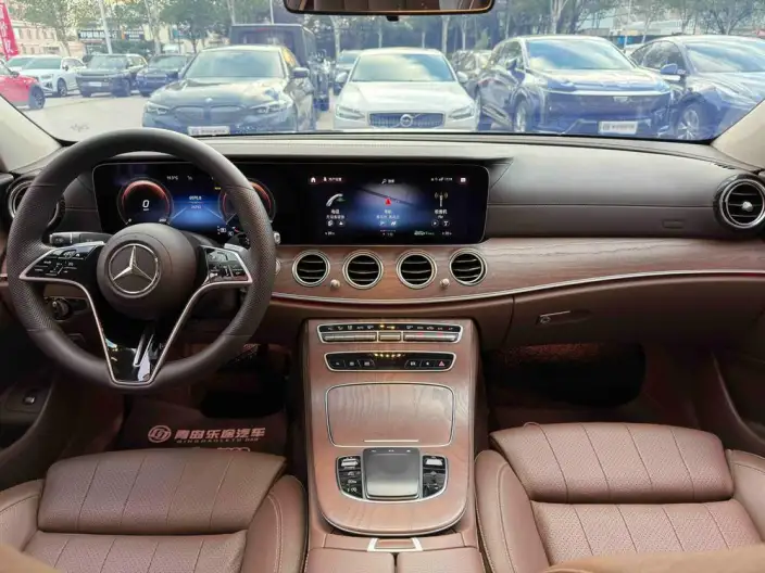 Mercedes-Benz E-Class 2023 Model Facelift E 260 L sedan – фото 5