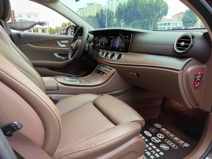 Mercedes-Benz E-Class 2023 Model Facelift E 260 L sedan – фото 7