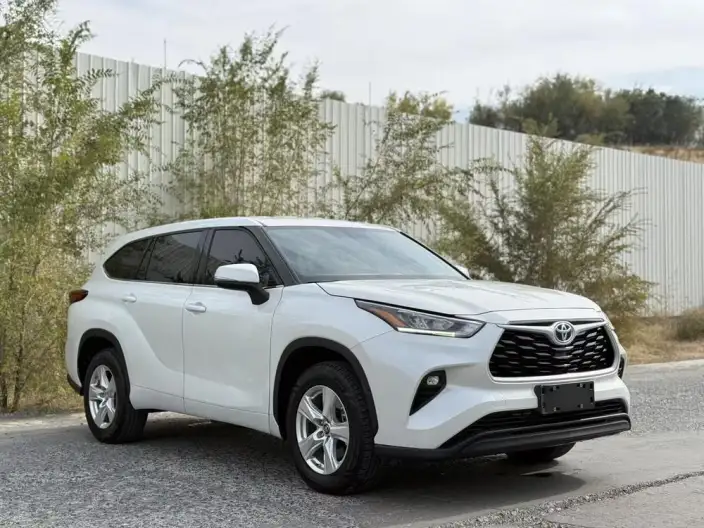 Toyota Highlander 2022 Model Hybrid 2.5L 2WD Elite Edition 5 seat – фото 3