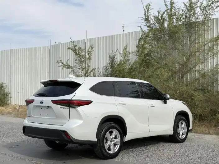 Toyota Highlander 2022 Model Hybrid 2.5L 2WD Elite Edition 5 seat – фото 6