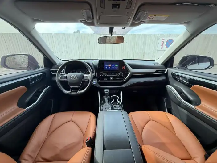 Toyota Highlander 2022 Model Hybrid 2.5L 2WD Elite Edition 5 seat – фото 7