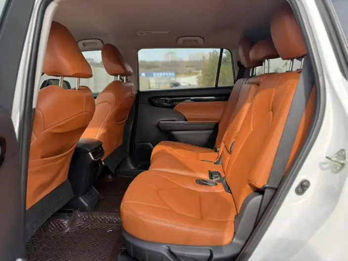 Toyota Highlander 2022 Model Hybrid 2.5L 2WD Elite Edition 5 seat – фото 10