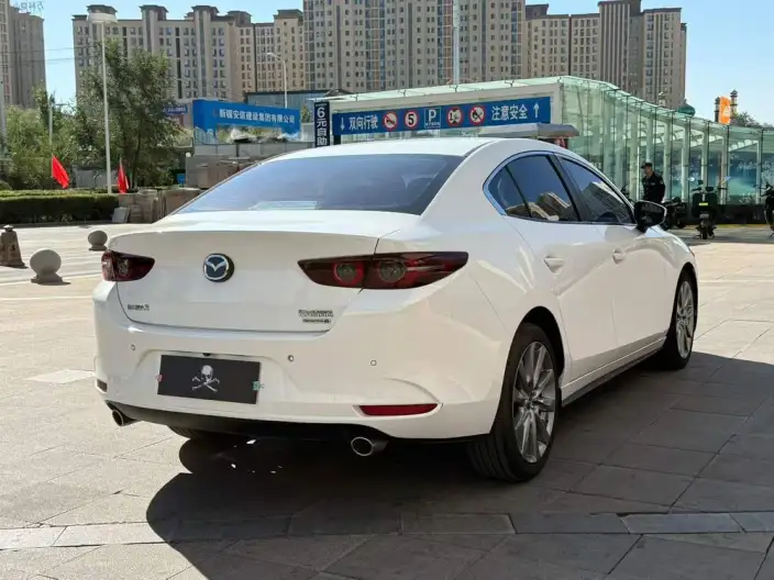 Mazda3 Axela 2021 Model 2.0L Automatic Zhi Shine Edition – фото 6