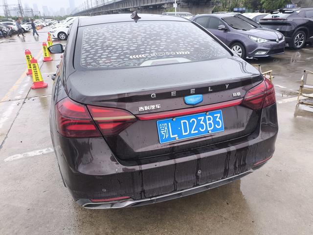 Geely Emgrand 2018 1.5L Manual Fashion – фото 11
