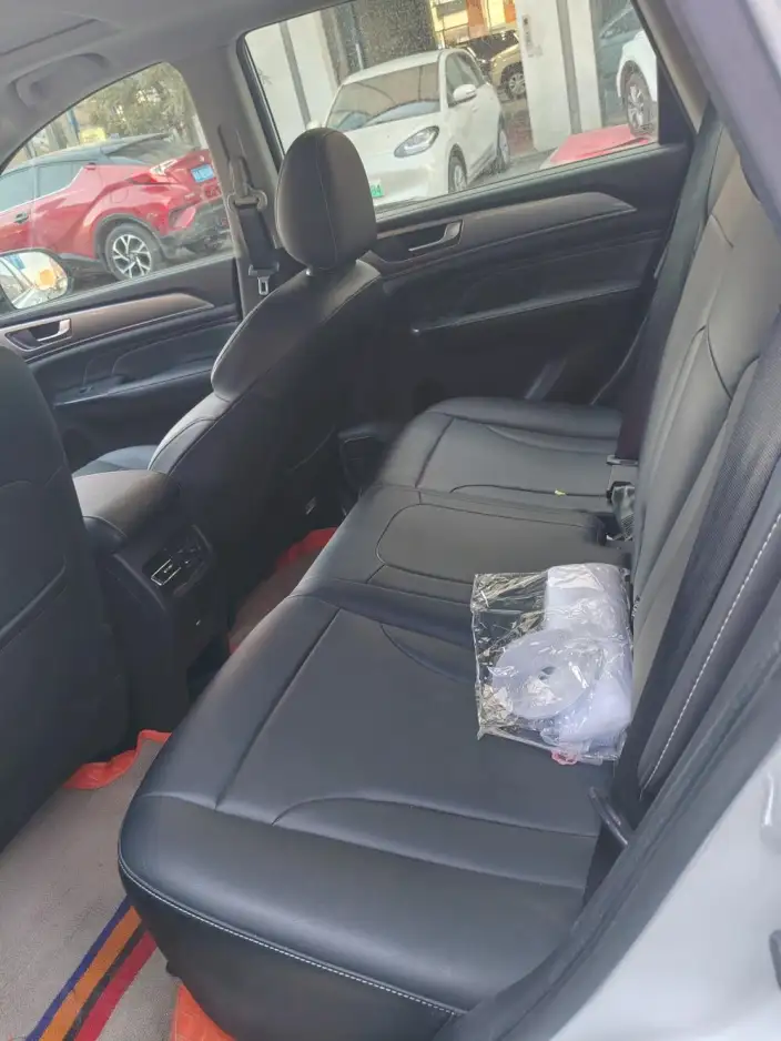 Haval M6 2023 Model PLUS 1.5T Manual Elite Smart Connect Model – фото 9