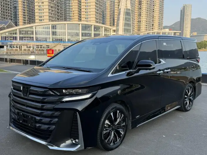 Vellfire 2023 Model Toyota Crown 2.5L Intelligent Hybrid 4WD Supreme Executive Edition – фото 1