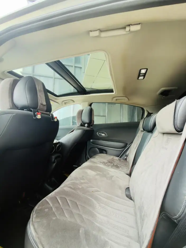 Honda Vezel 2022 Model 1.5L CVT Elite Smart Edition – фото 7