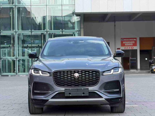 Jaguar F-PACE 2022 P250 R-Dynamic Black – фото 2