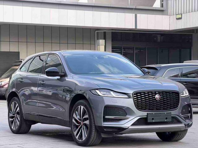 Jaguar F-PACE 2022 P250 R-Dynamic Black – фото 3