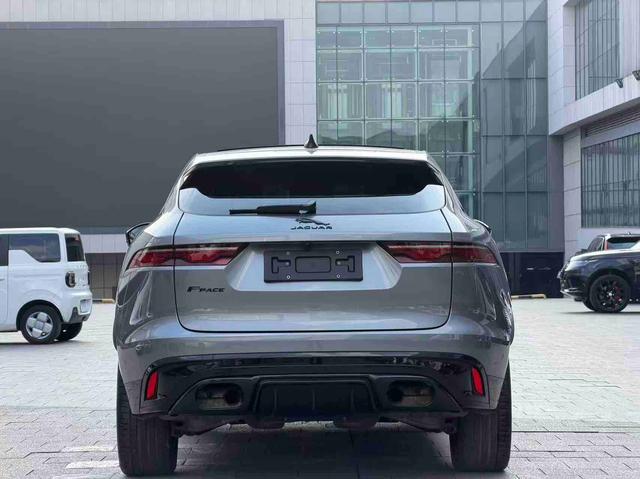 Jaguar F-PACE 2022 P250 R-Dynamic Black – фото 5