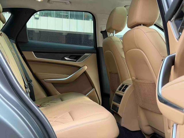 Jaguar F-PACE 2022 P250 R-Dynamic Black – фото 10