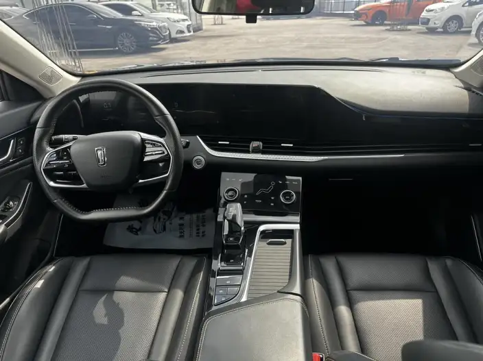 BESTUNE B70 2023 Model Third generation 1.5T Automatic Changxiang Edition Model – фото 7