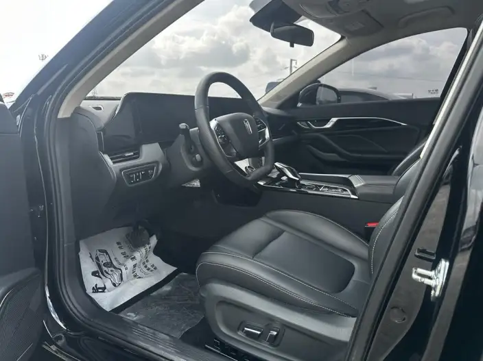 BESTUNE B70 2023 Model Third generation 1.5T Automatic Changxiang Edition Model – фото 9