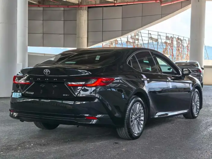 Toyota Camry 2024 Model Hybrid 2.0HGVP Deluxe Edition – фото 6