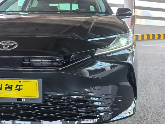 Toyota Camry 2024 Model Hybrid 2.0HGVP Deluxe Edition – фото 8