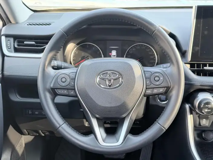 Toyota Wildlander 2023 Model 2.0L 4WD Luxury PLUS Edition – фото 10