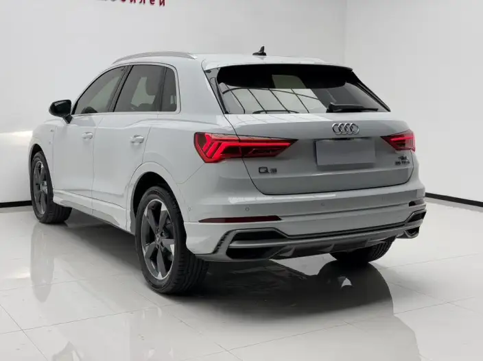 AUDI Q3 2022 Model 35 TFSI Fashion Dynamic Model – фото 4