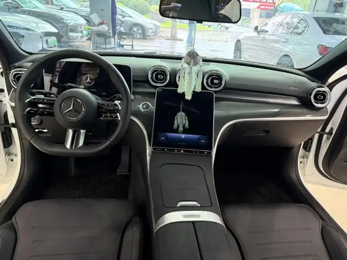 Mercedes-Benz C-Class 2025 Model Facelift C 260 L Sports Edition – фото 7