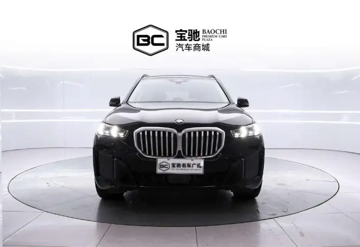 BMW X5 2023 Model xDrive30Li Exclusive Model M Sports Night Set – фото 2