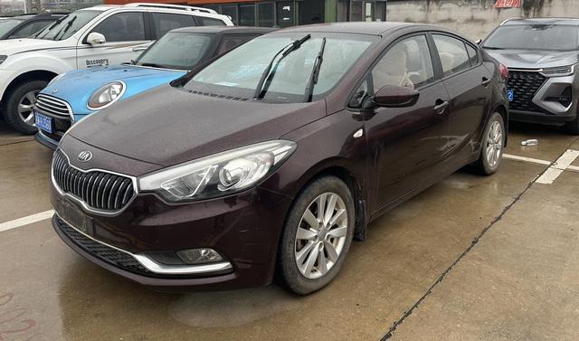 Kia K3 2013 модификация 1.6L автоматическое GL – фото 1