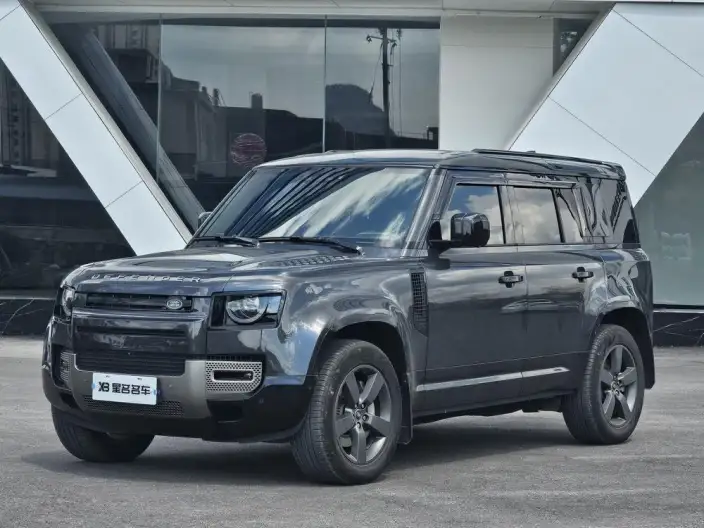 Land Rover Defender 2025 Model 110 3.0T P400 HSE X-Dynamic – фото 1